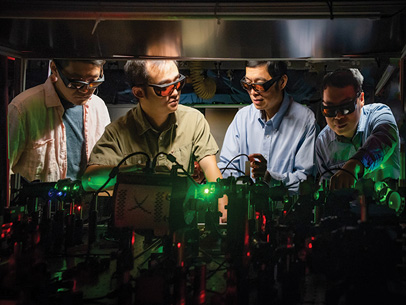 Enhancing Optical Microscopy with Quantum Entanglement