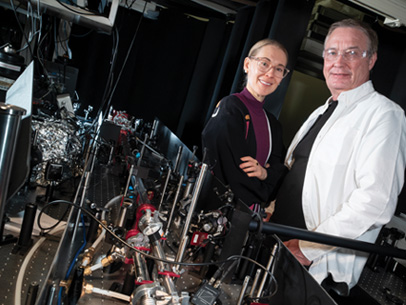 Alexandra Boltasseva and Vladimir Shalaev in a lab