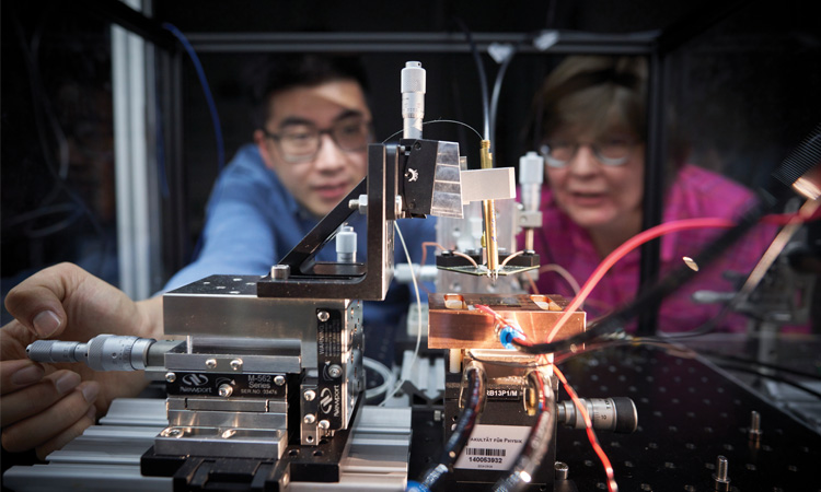 Female and male scientists in a lab