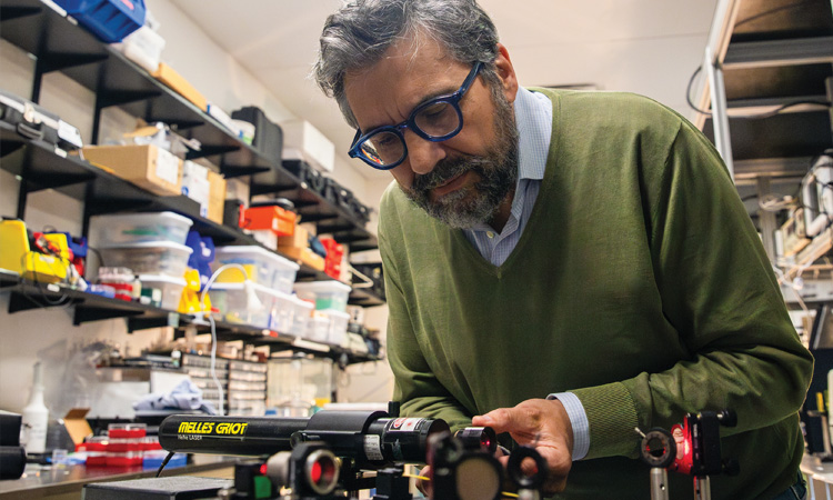 Fiorenzo Omenetto in Silklab