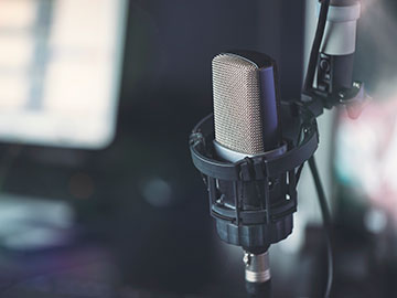 AI-Generated Podcasts for Science Communication