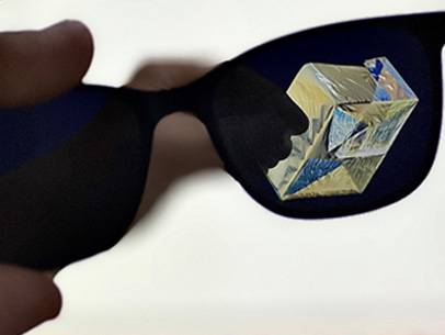 Colors in Polarized Light 
